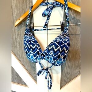 D01.5 Blue and white Chevron Bikini Top female size S/M